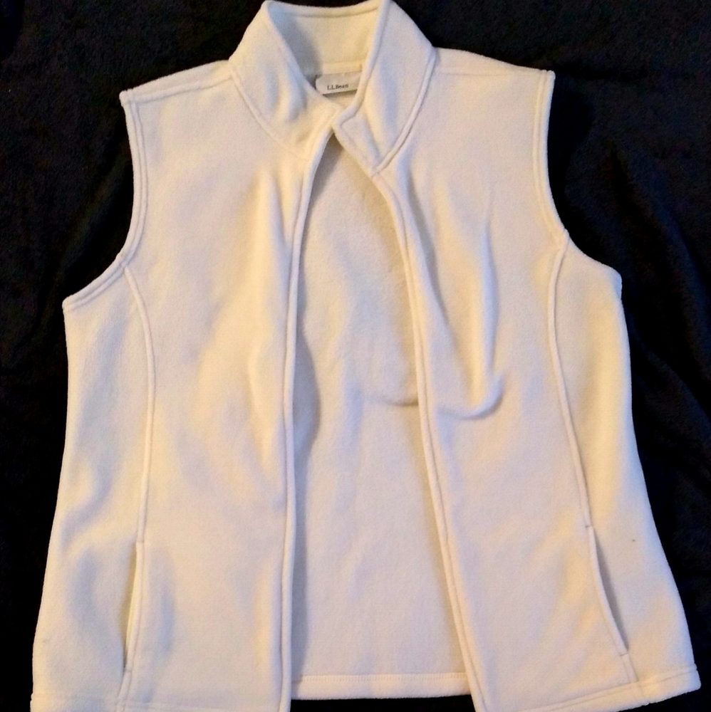 LL Bean fleece vest